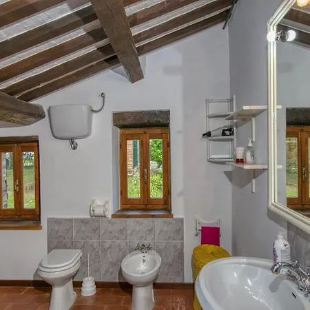 Vila Villa In Amandola With Pool And Garden, Cleaning Included Amandola