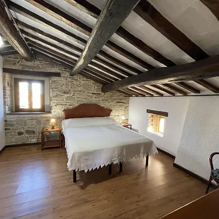 Vila Villa In Amandola With Pool And Garden, Cleaning Included *