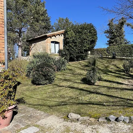 Villa In Amandola With Pool And Garden, Cleaning Included Vila